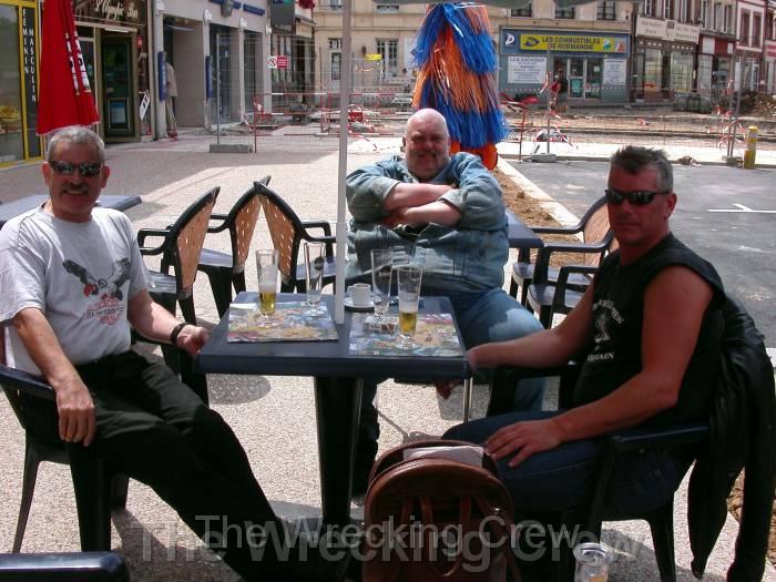 078 CHILLING.jpg